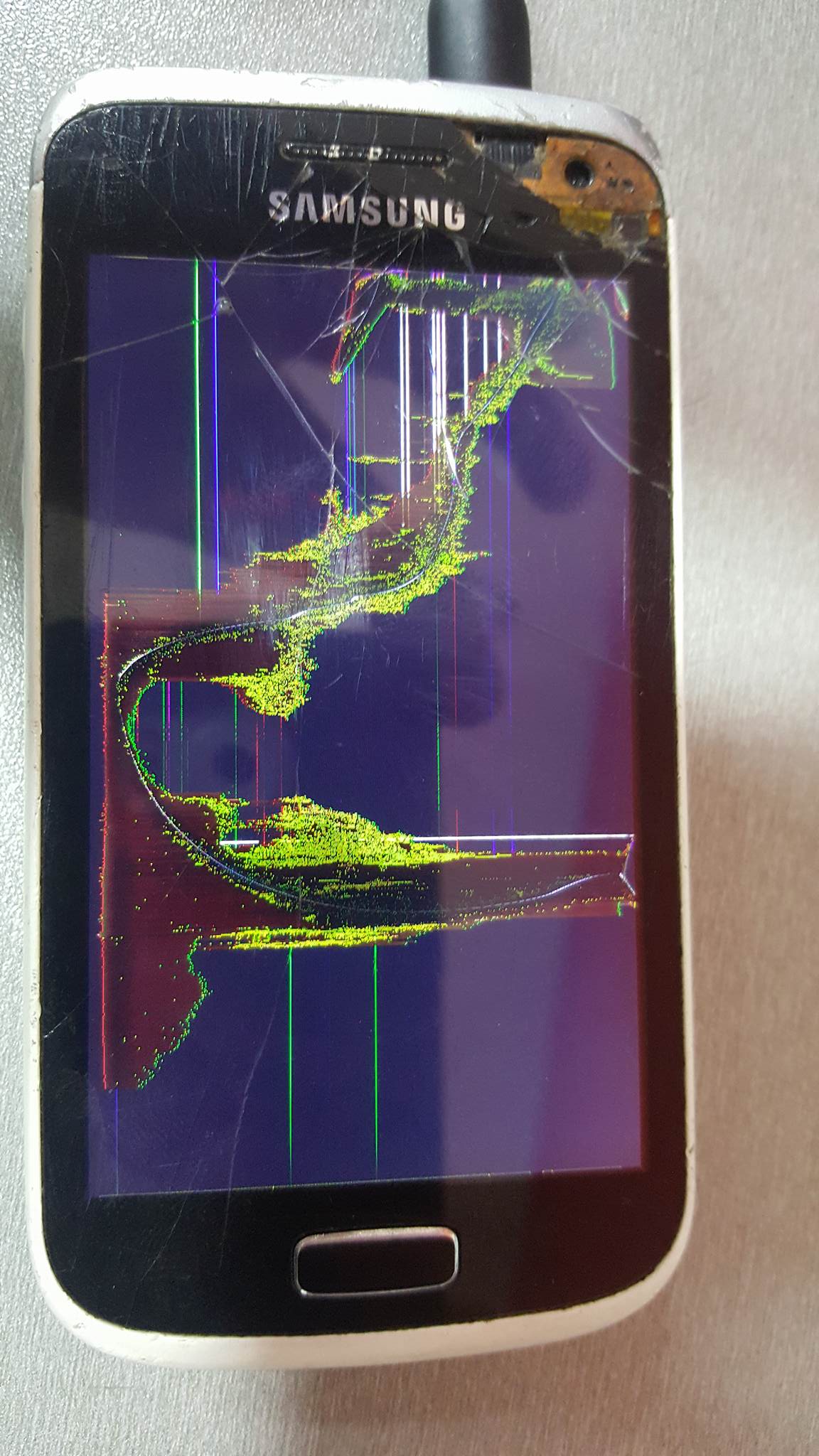 Galaxy W I8150 javítás előtt